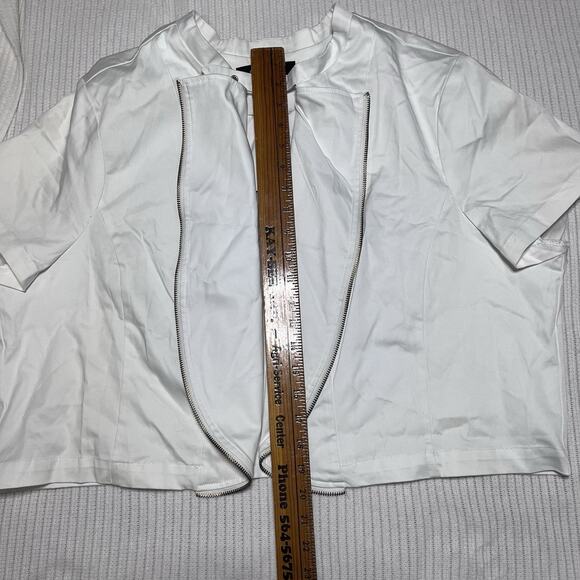 NWT Ashley Stewart S/S Jacket Size 24 White Retro Zipper Buckle Accent - Picture 2 of 7